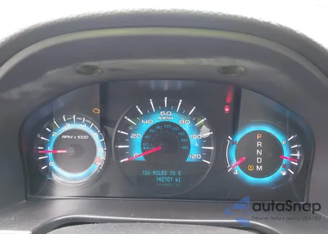 2011 Ford Fusion Se z USA, uszkodzony, nr VIN 3FAHP0HG0BR269026